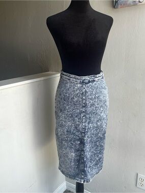 Acid-Wash Gray Denim Pencil Skirt